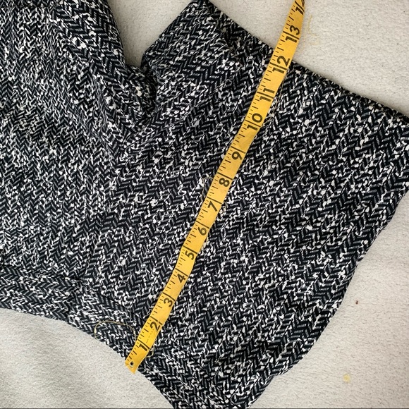 Cute pair of shorts - Picture 6 of 6